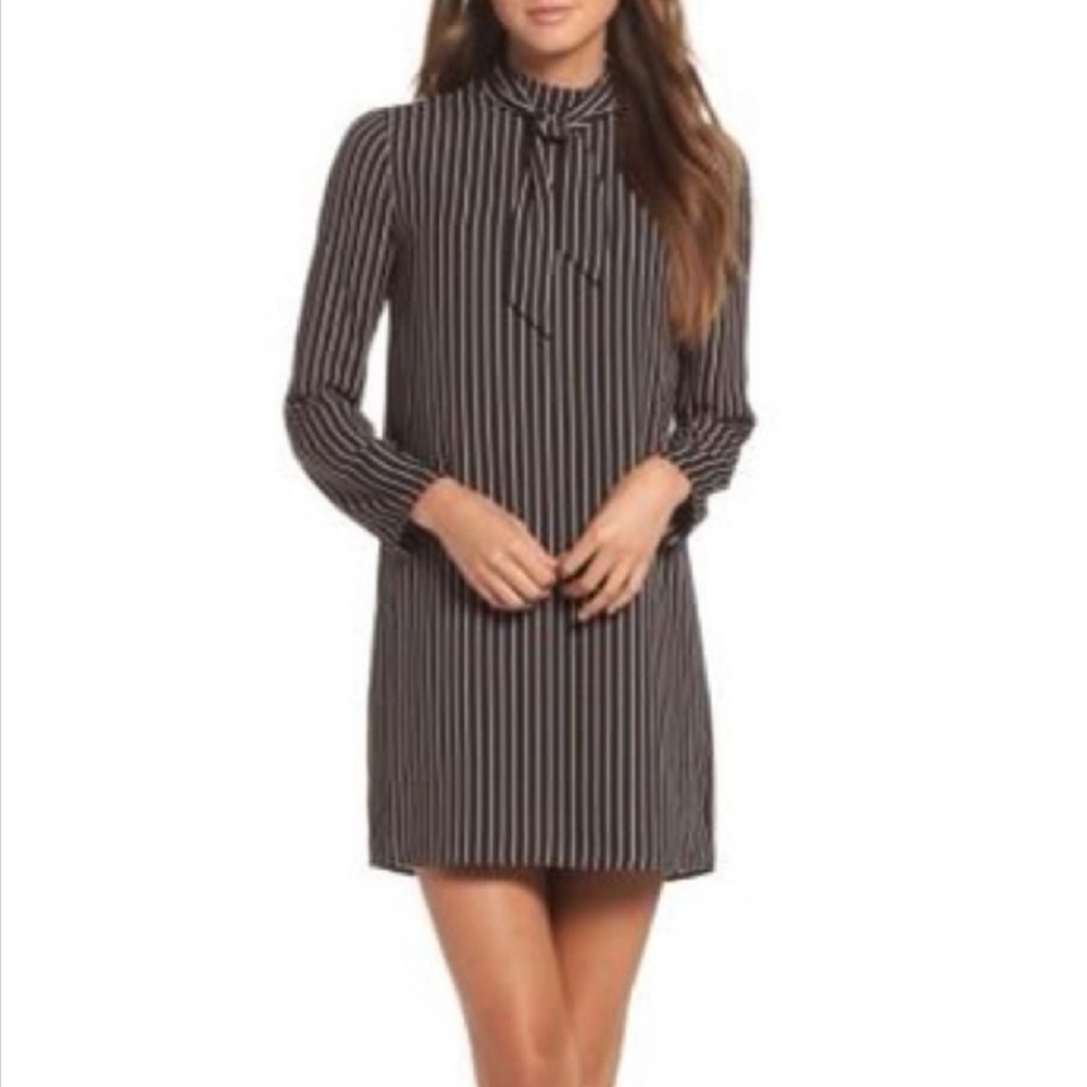 Ali & Jay Neck Cream Striped Tie Shift Dress L